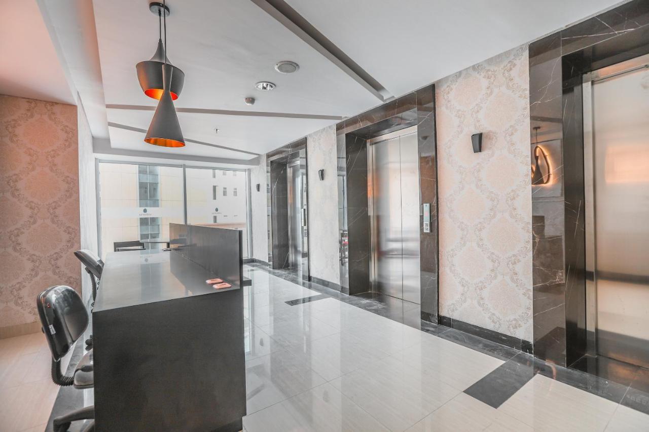 Super Oyo Collection O 16 Vittoria Residence Jakarta Exterior foto